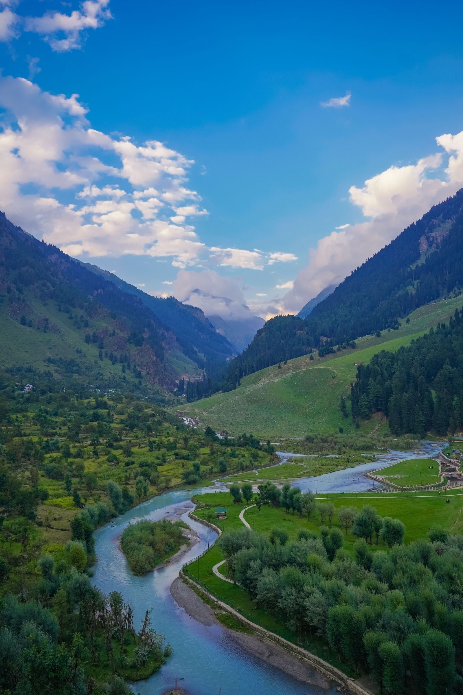 6 Days Tour to the Jewels of Kashmir image