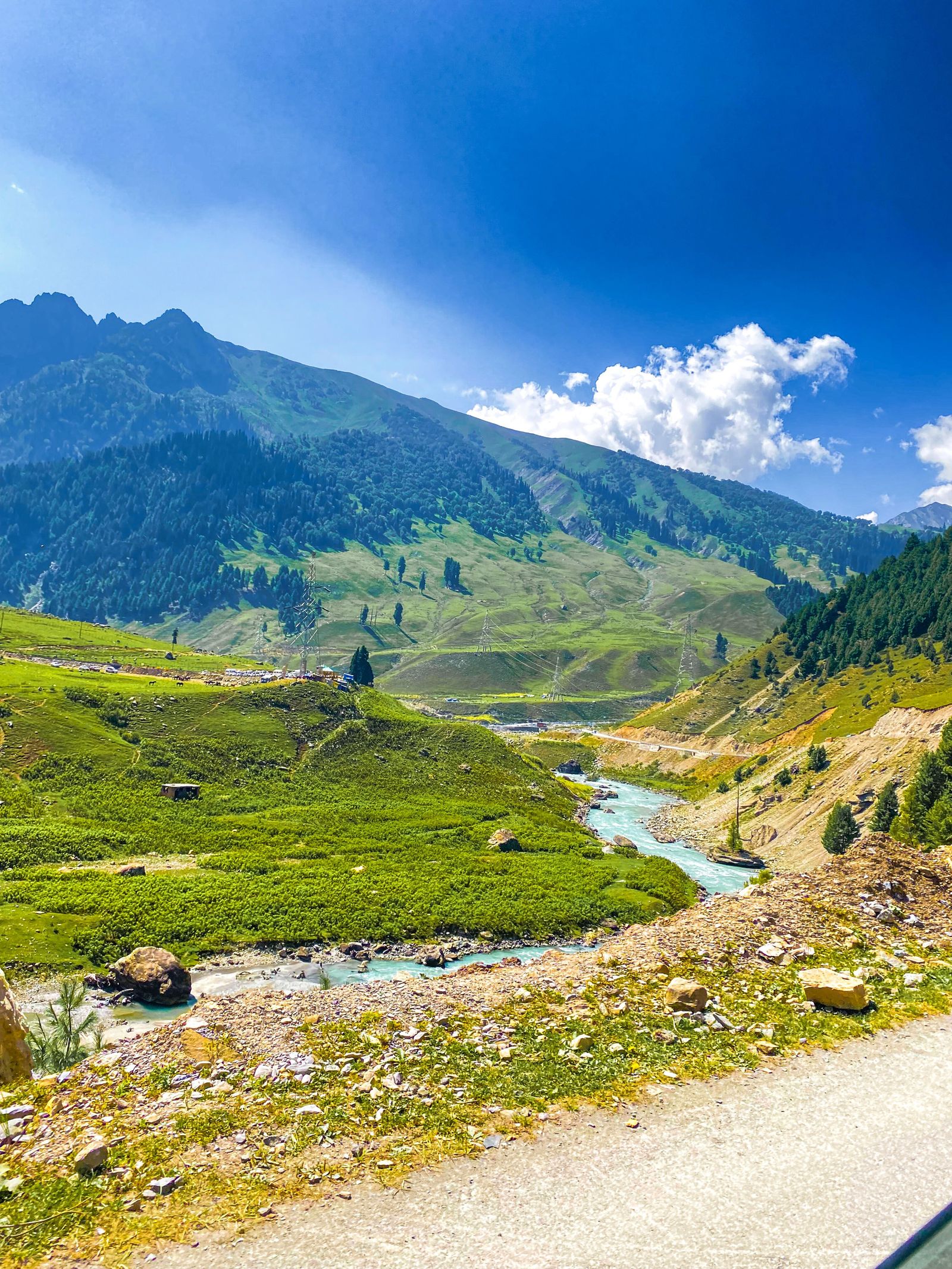 Blissful Kashmir Family Tour image