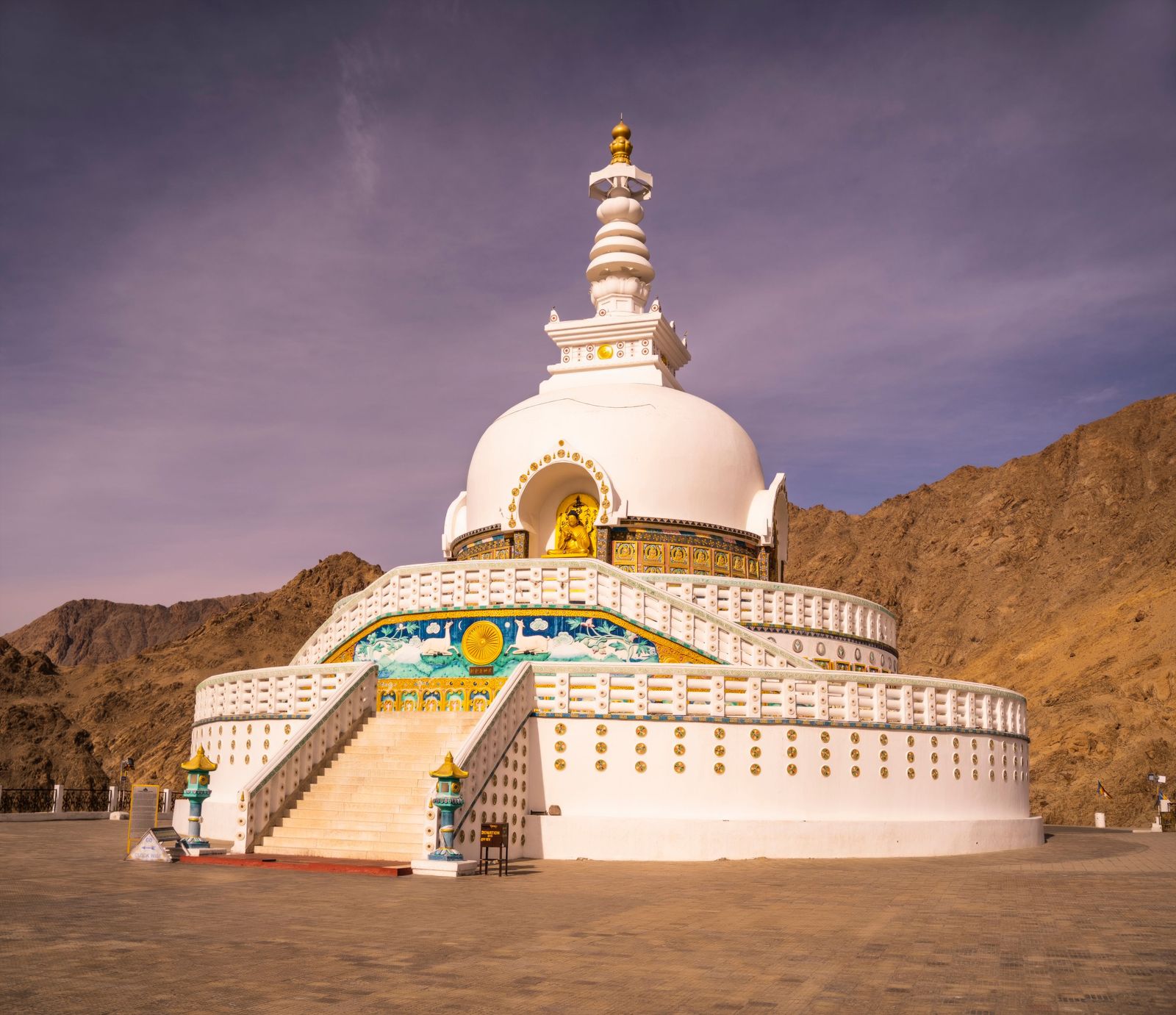 8D Ladakh with Umling La | Himalayan 450 CC | Exclusive Trip image